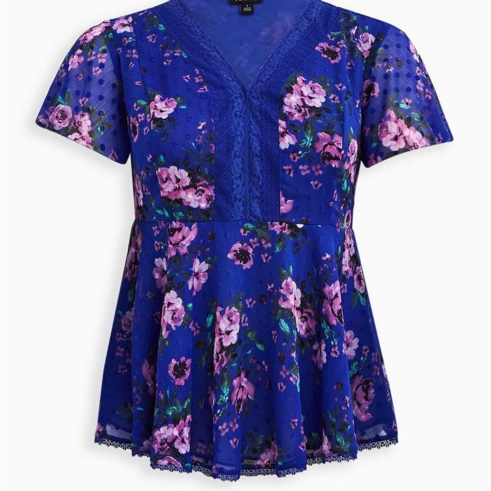 Torrid Peplum Chiffon with Lace Inset, Embossed Polkadot Short Sleeve Top Sz 14